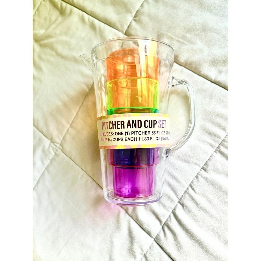 Bright & Fun Party Pitcher & Cup Set, 68 oz Pitcher, 4 Cups, 11.83 oz Each - NEW